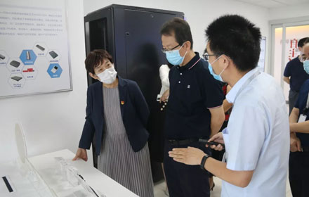 省市发改委高技术处党支部来金沙9001以诚为本开展党建交流活动